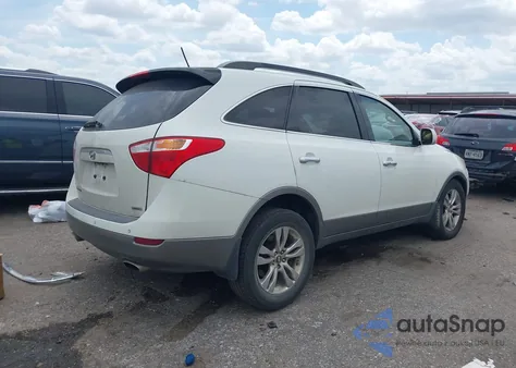 2012 Hyundai Veracruz Limited z USA, uszkodzony, nr VIN KM8NU4CC8CU198360